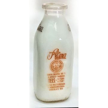 Botella de leche Santa Beatriz, 946 gramos, 1 quart