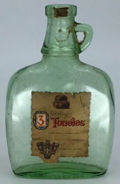 Tres Toneles, Vintage Cuban Miniature liquor caneca bottle, label